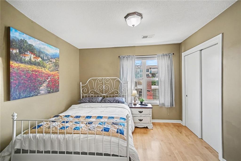 4561 Madison Avenue Property Photo 13