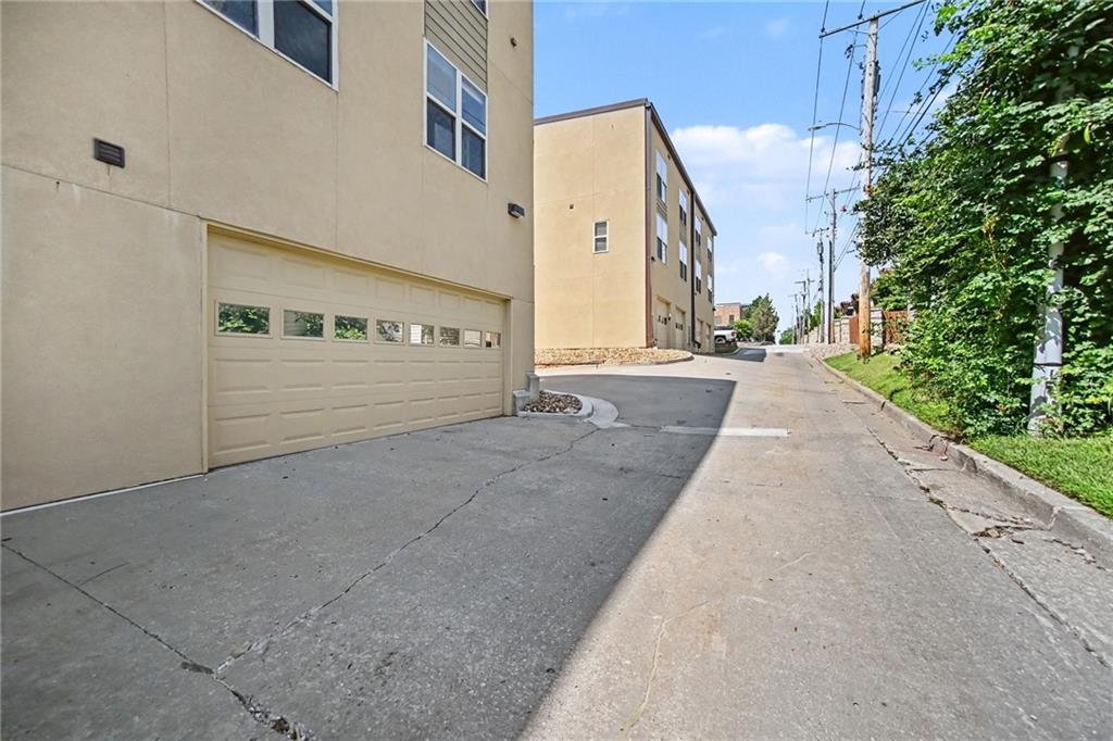 4561 Madison Avenue Property Photo 23