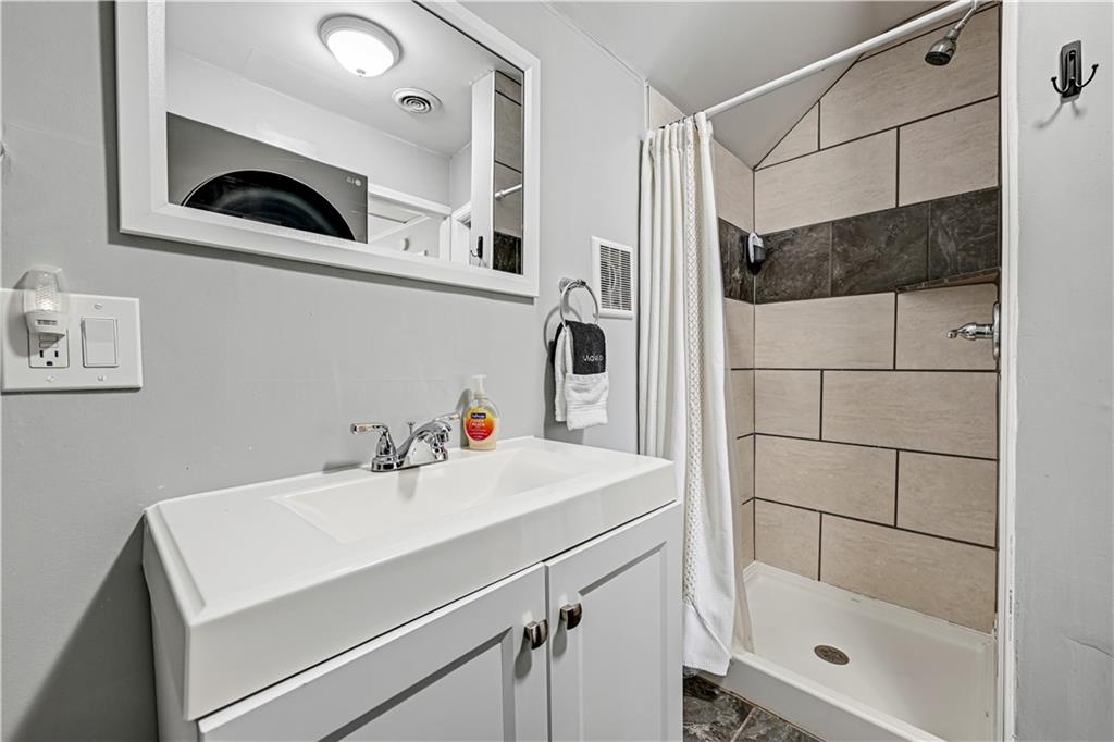 7501 Lowell Avenue Property Photo 19