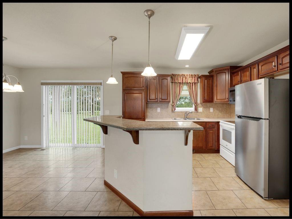560 Ne 115 Road Property Photo 16