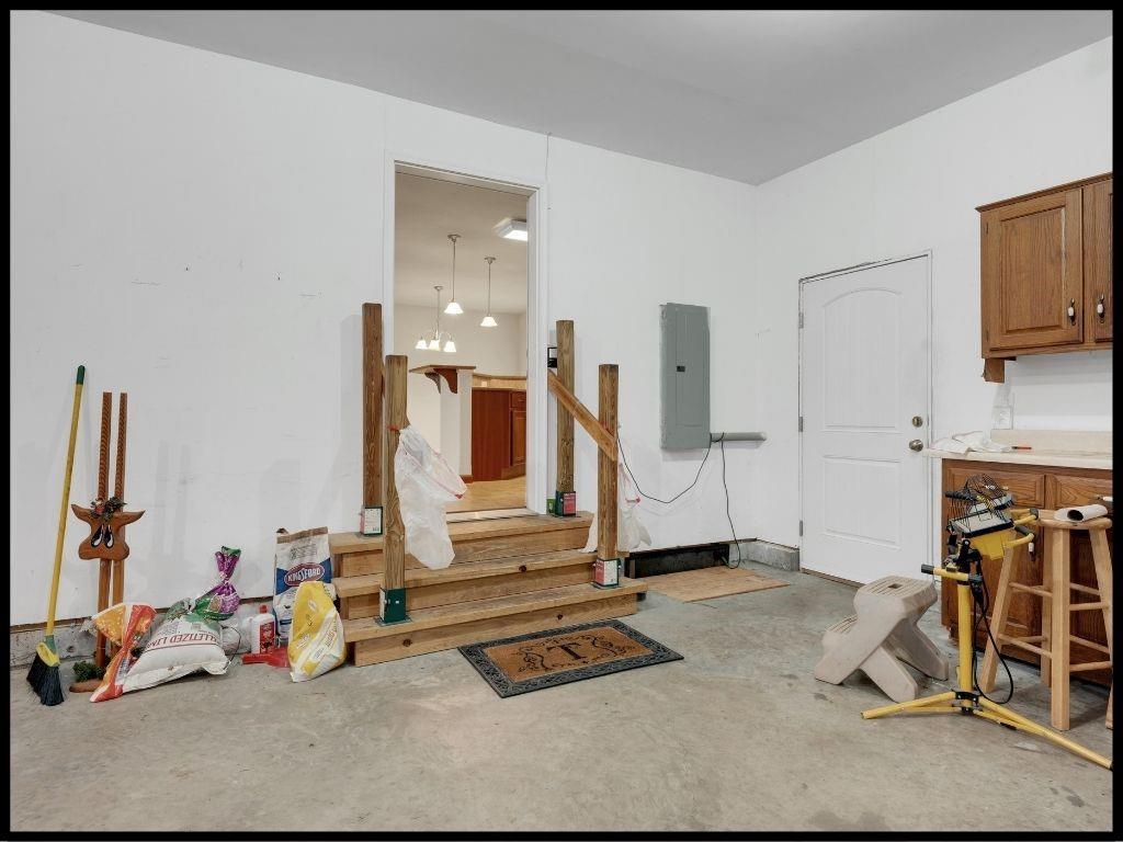 560 Ne 115 Road Property Photo 46
