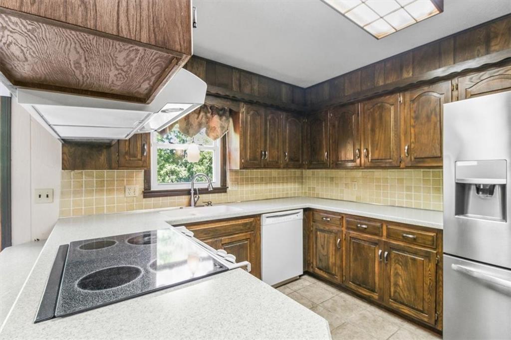 6820 S Hillside School Road Property Photo 6