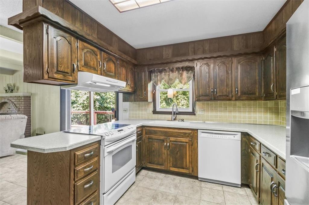 6820 S Hillside School Road Property Photo 7