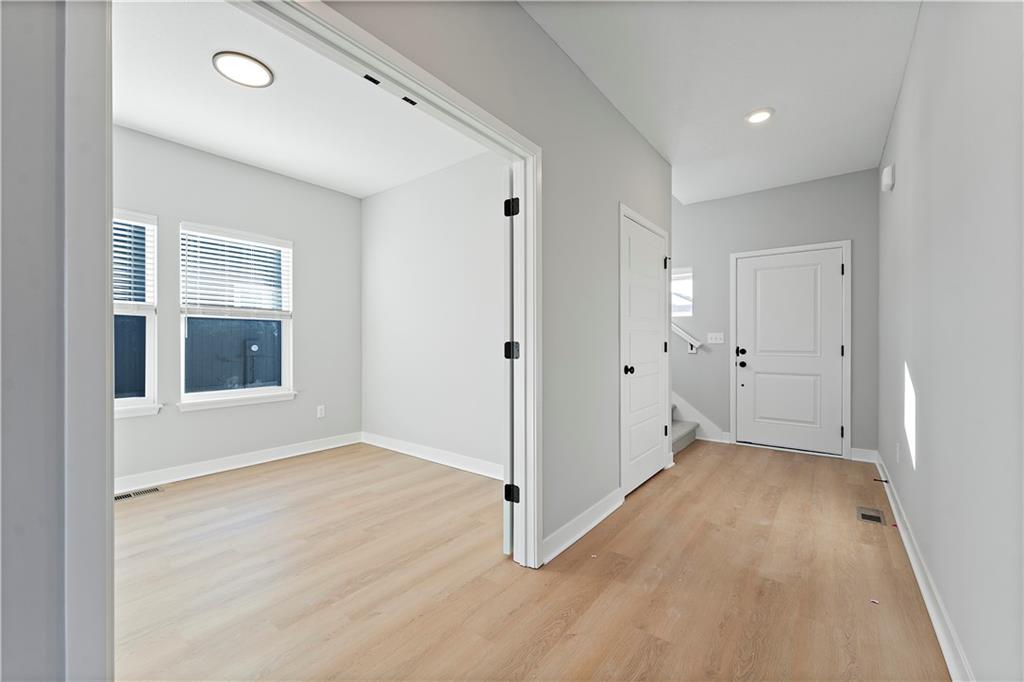 505 Sw Amara Drive Property Photo 3