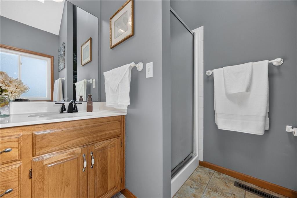 10912 N Wallace Avenue Property Photo 20