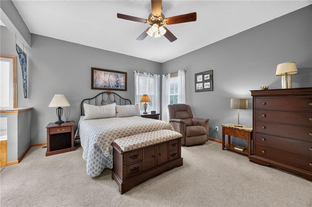10912 N Wallace Avenue Property Photo 25