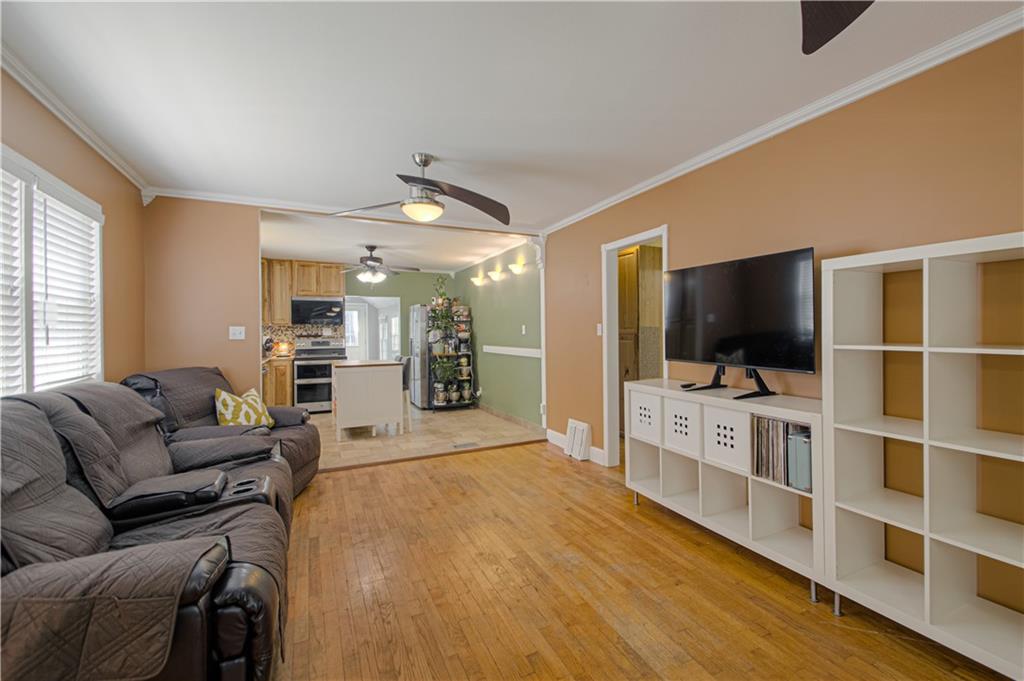 607 Miami Street Property Photo 5