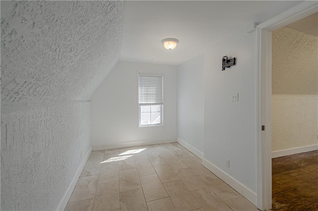 607 Miami Street Property Photo 27