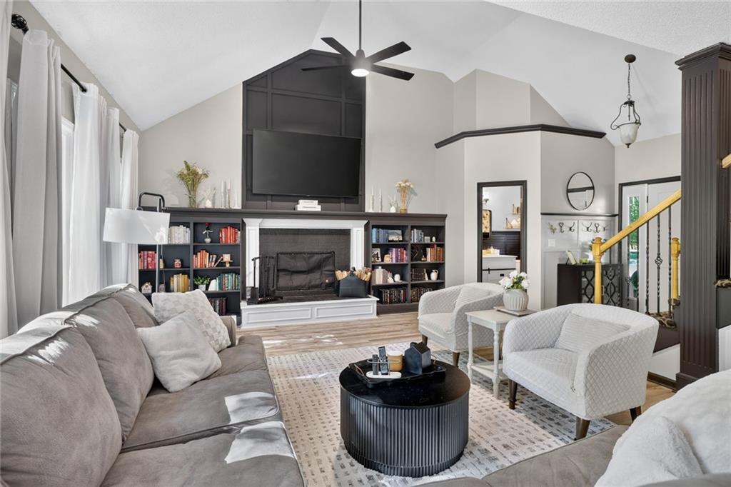 16122 S Stagecoach Drive Property Photo 3