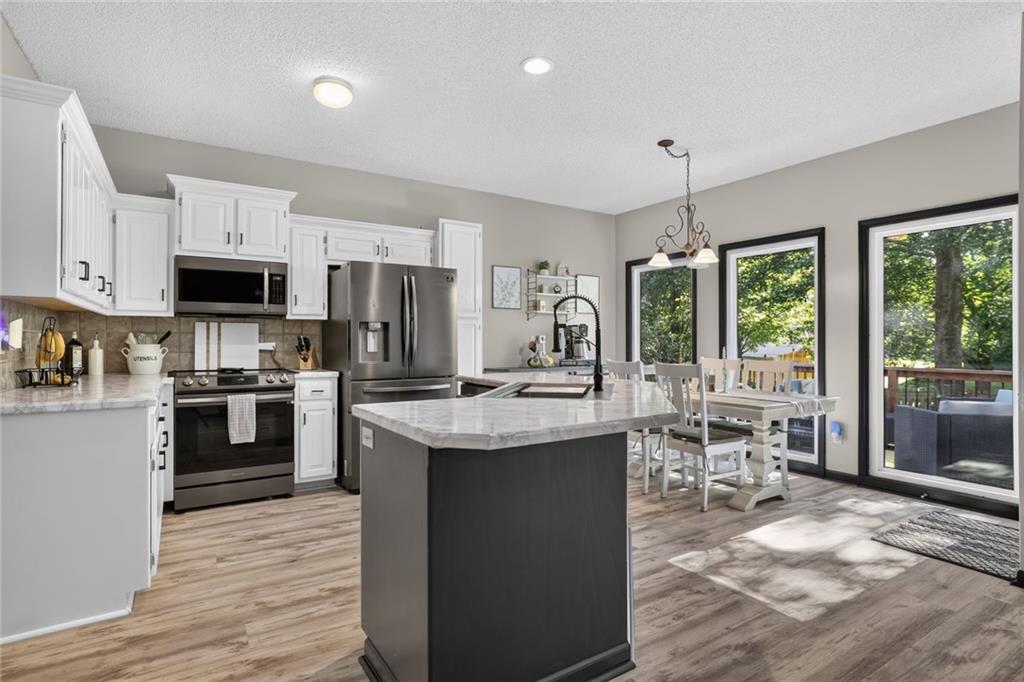 16122 S Stagecoach Drive Property Photo 6