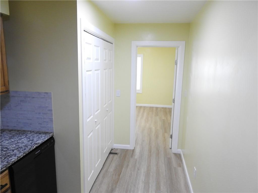 706 S Northern Boulevard Property Photo 6