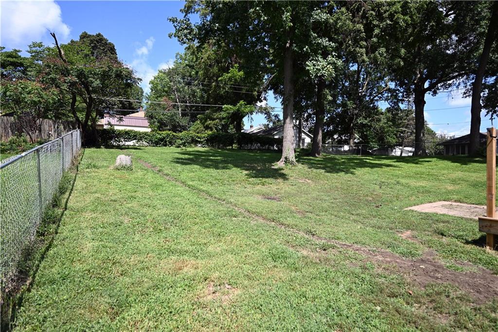 1203 W Price Avenue Property Photo 34