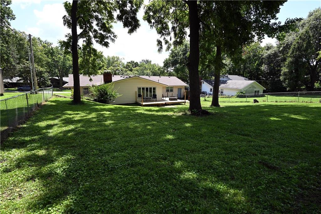 1203 W Price Avenue Property Photo 35