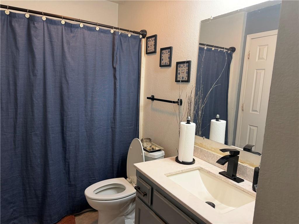 2928 Wayne Avenue Property Photo 7