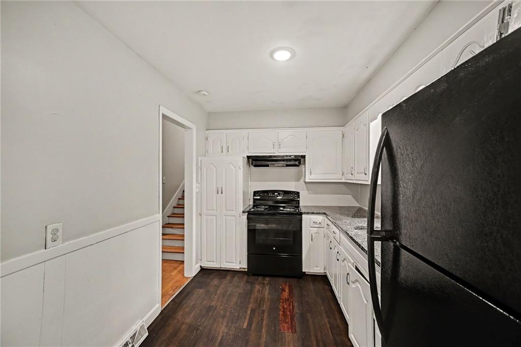 11214 E 53rd Terrace Property Photo 10