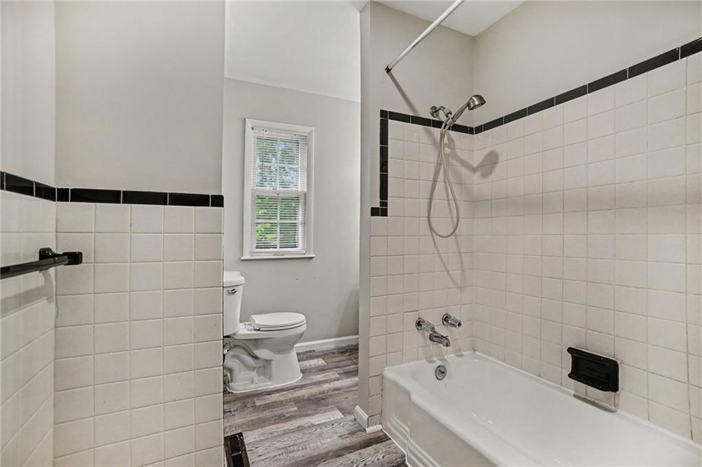 11214 E 53rd Terrace Property Photo 17
