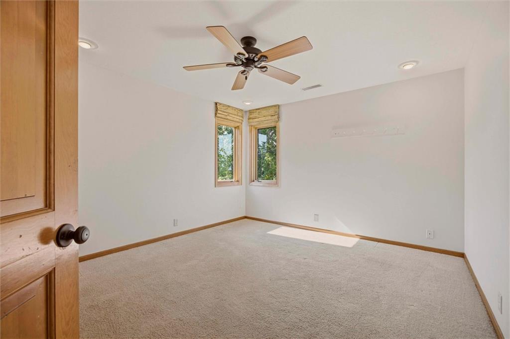 856 E 1150 Road Property Photo 38