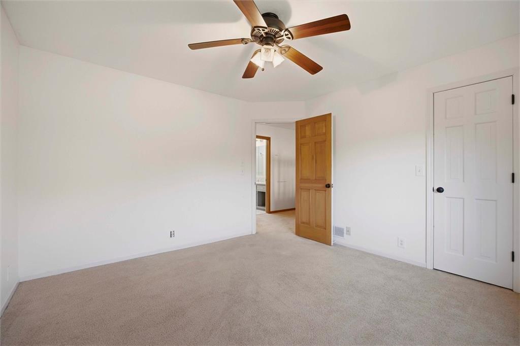 856 E 1150 Road Property Photo 41