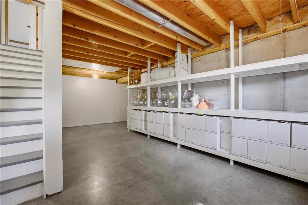 856 E 1150 Road Property Photo 44