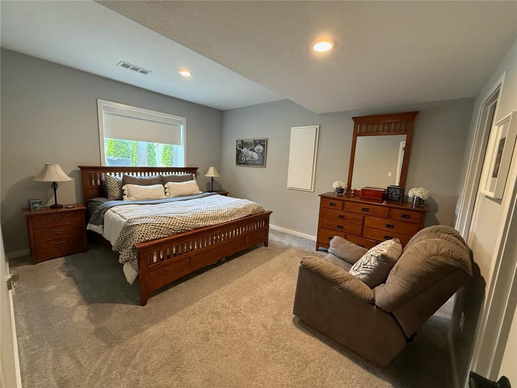 9280 Brownridge Street Property Photo 29
