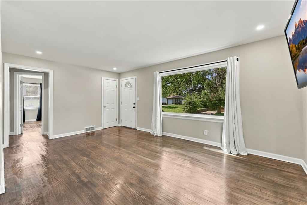 5309 Skiles Avenue Property Photo 3