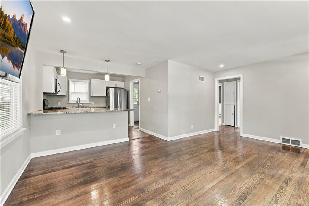 5309 Skiles Avenue Property Photo 4
