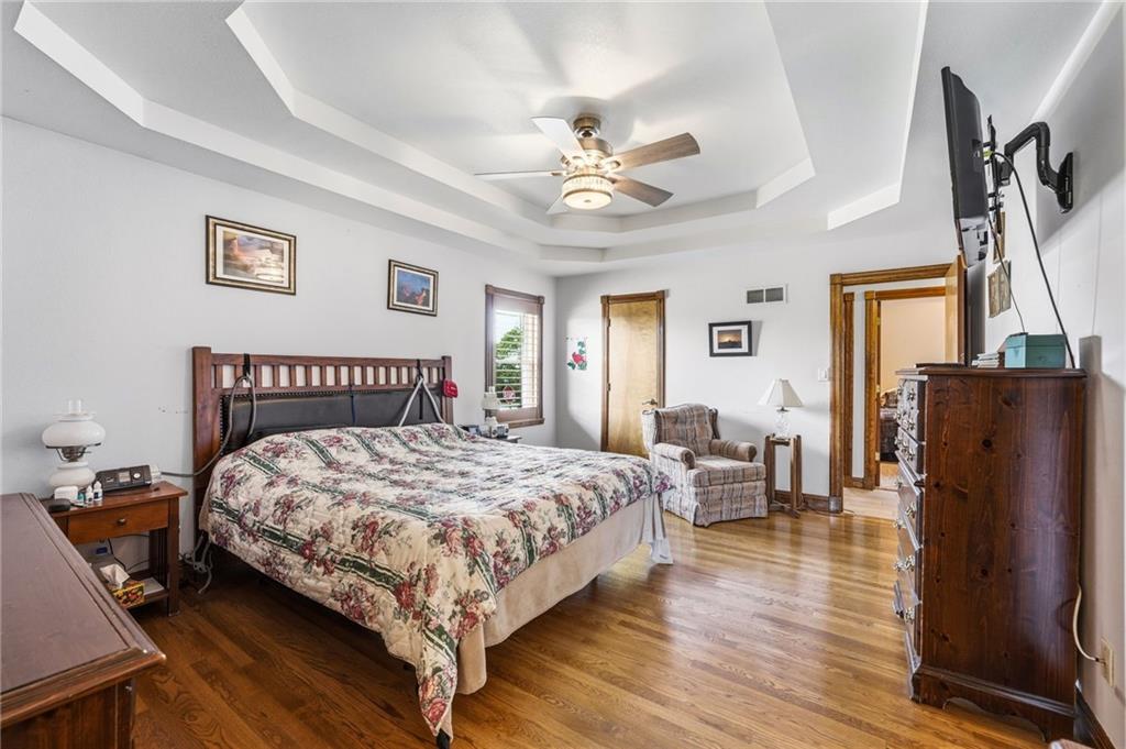 1002 Wright Street Property Photo 14