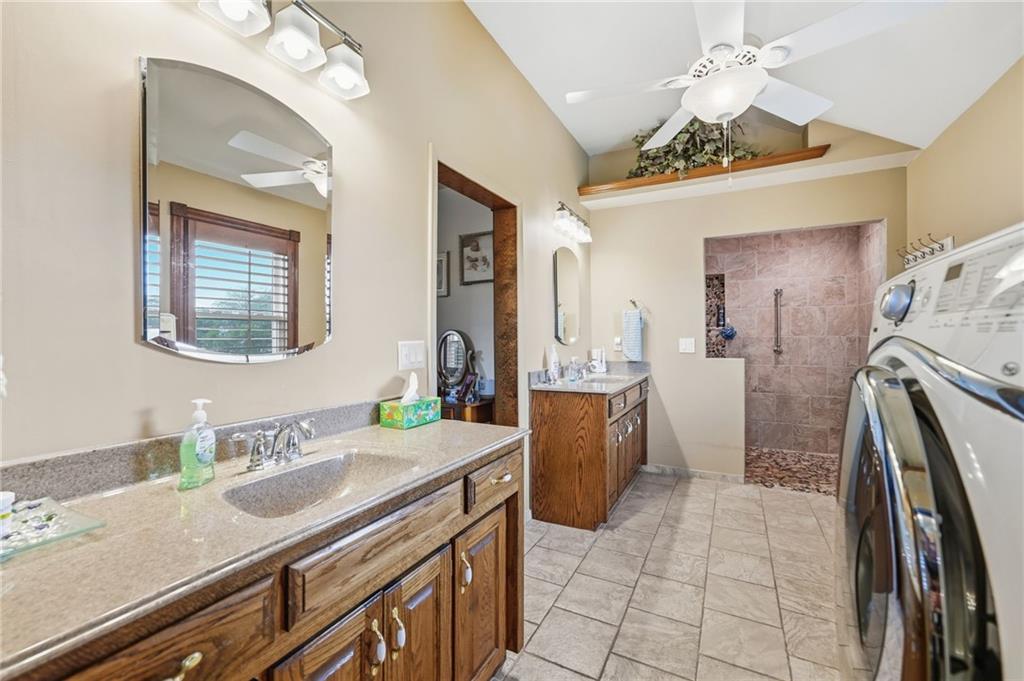 1002 Wright Street Property Photo 15