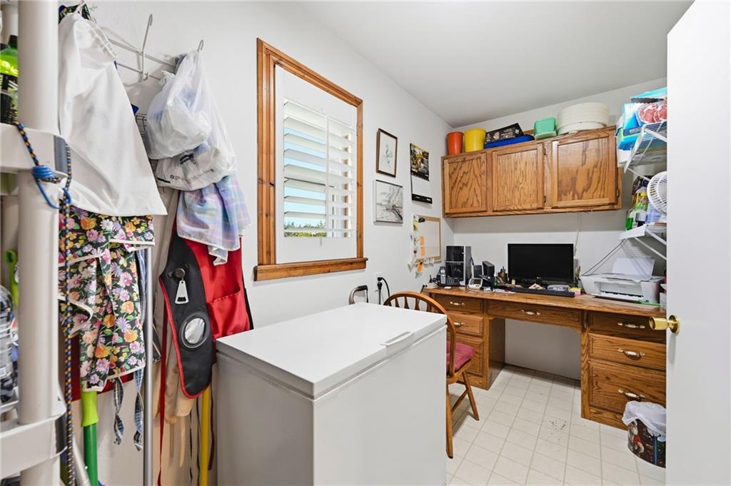 1002 Wright Street Property Photo 30