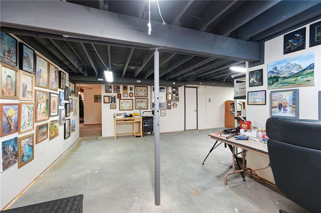 1002 Wright Street Property Photo 37