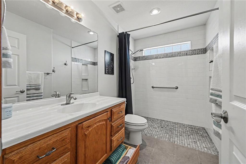 301 Prairie Rose Circle Property Photo 14