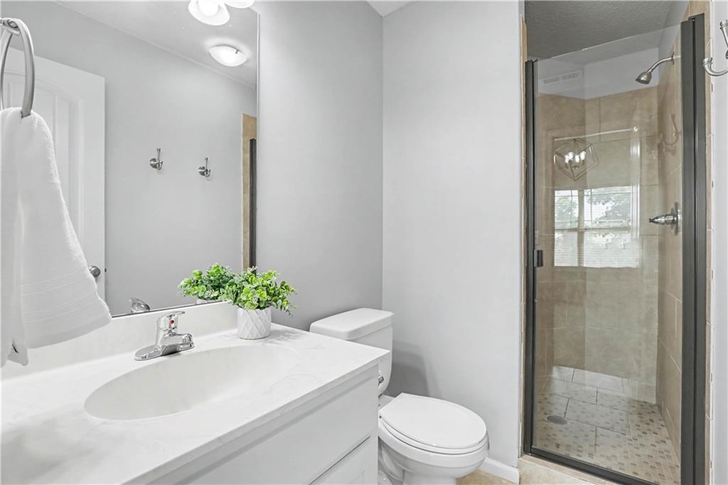 1922 Bluestone Drive Property Photo 24