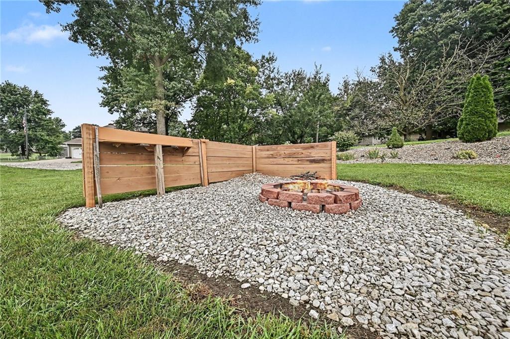 1200 W Maple Street Property Photo 26