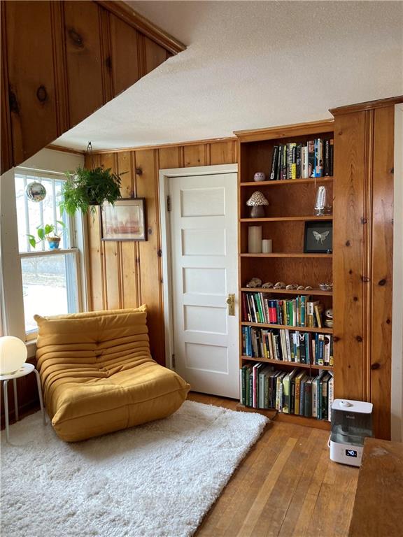 1116 W Maple Avenue Property Photo 15