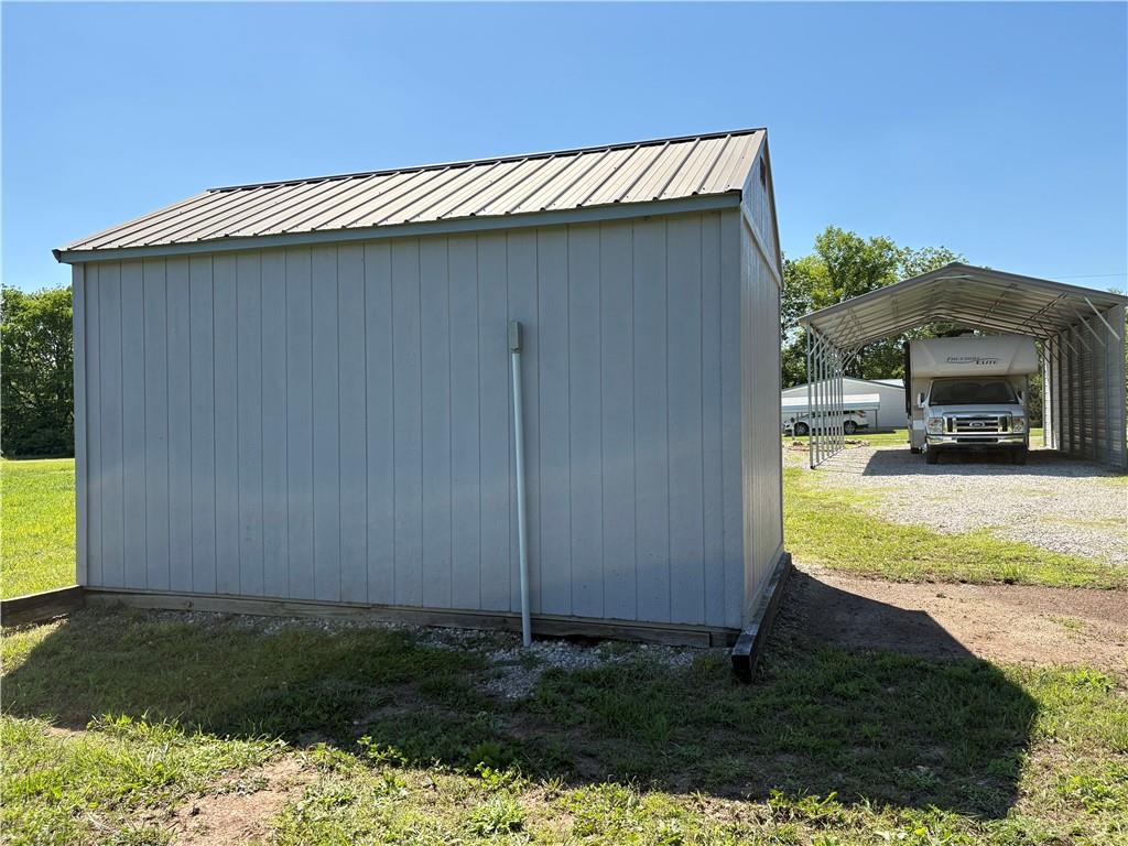 2 S Eagle Lane Property Photo 10