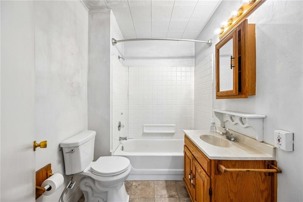 138 High Street Property Photo 15