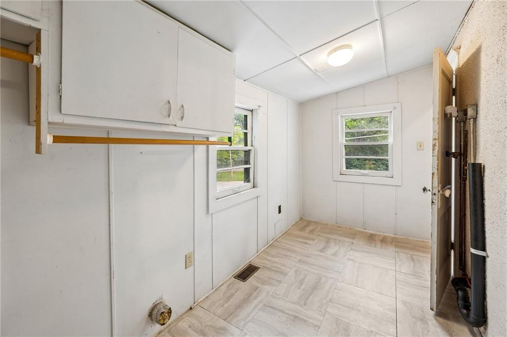 138 High Street Property Photo 23