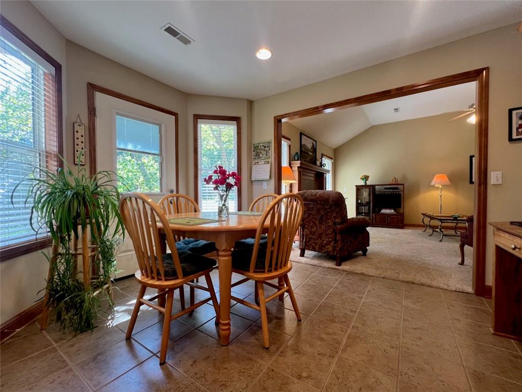 3807 Hunters Hill Drive Property Photo 7