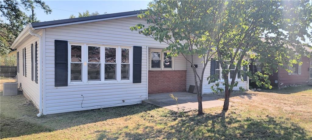 1019 Cherokee Street Property Photo 2