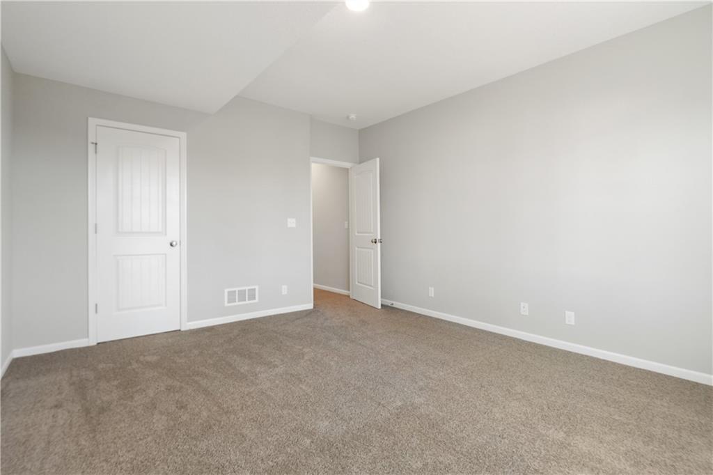 25986 W 140th Street Property Photo 33