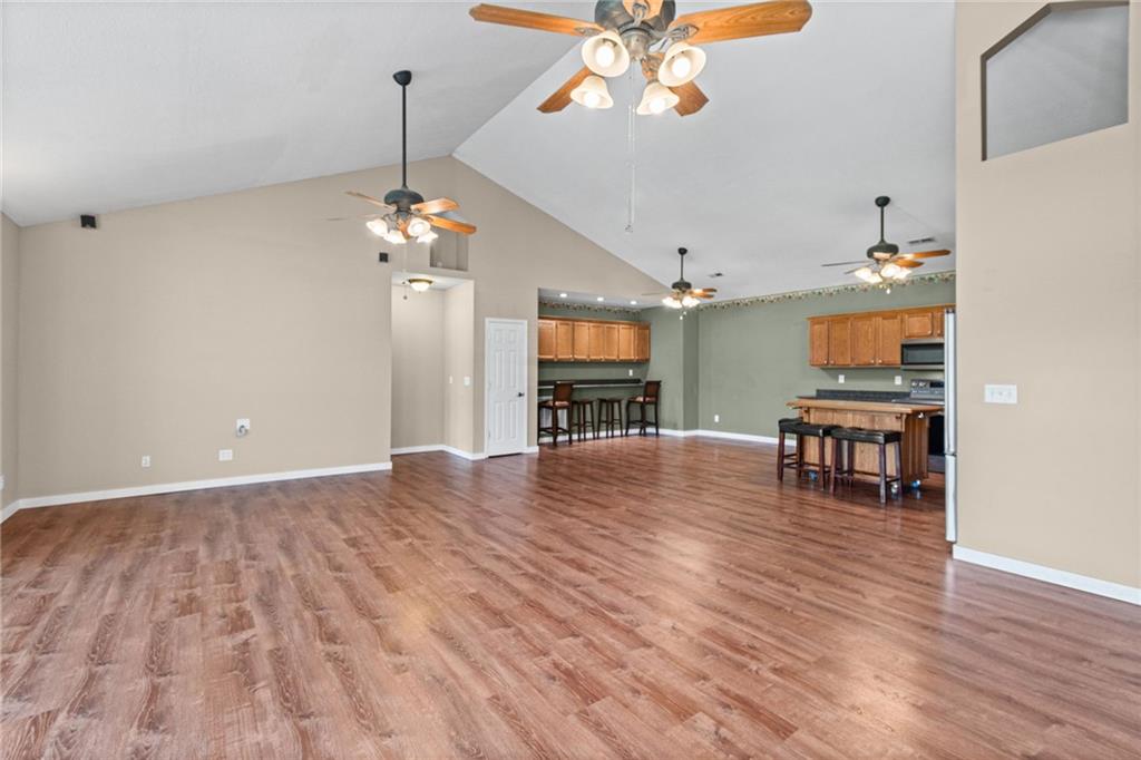 1330 270th Street Property Photo 6