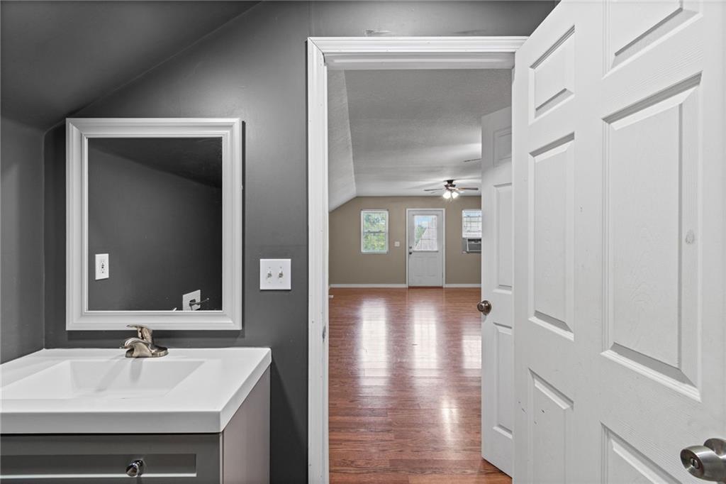 1330 270th Street Property Photo 18