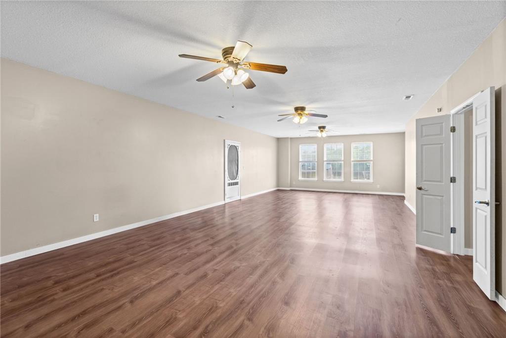 1330 270th Street Property Photo 29