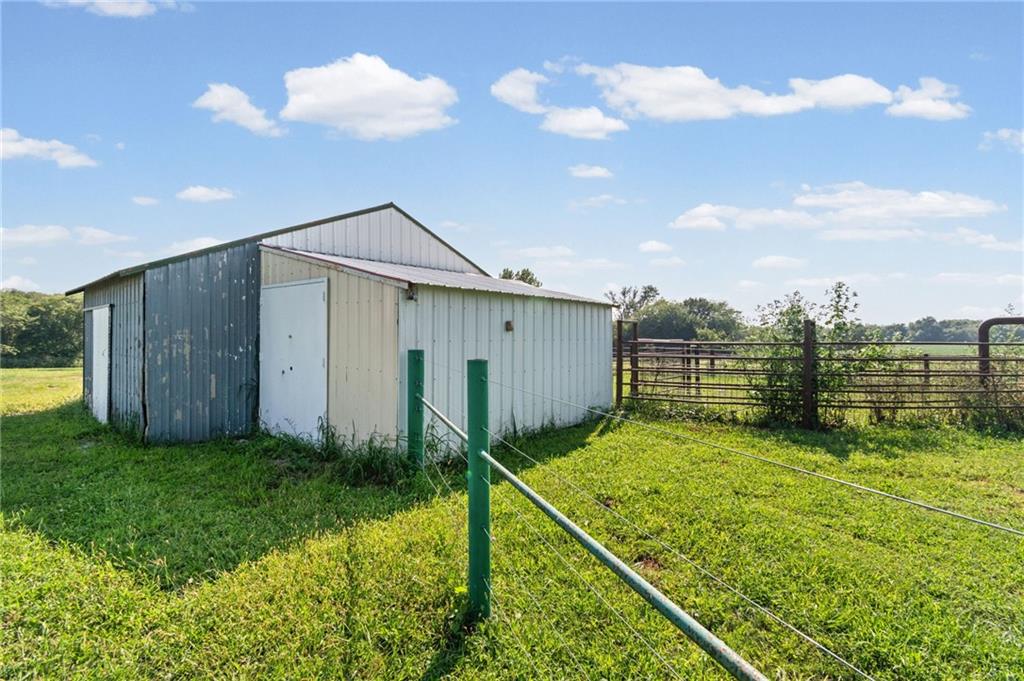 1330 270th Street Property Photo 32