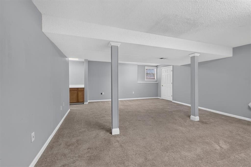 21160 W 126th Terrace Property Photo 35