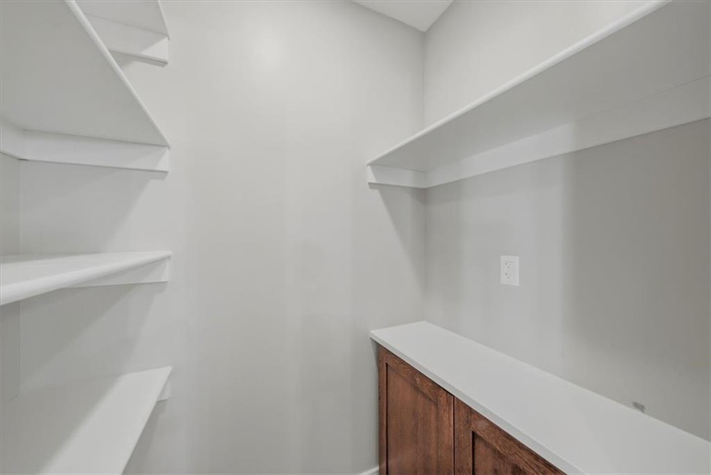 1206 W Lucy Webb Road Property Photo 12