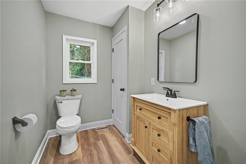 508 Broad Street Property Photo 4