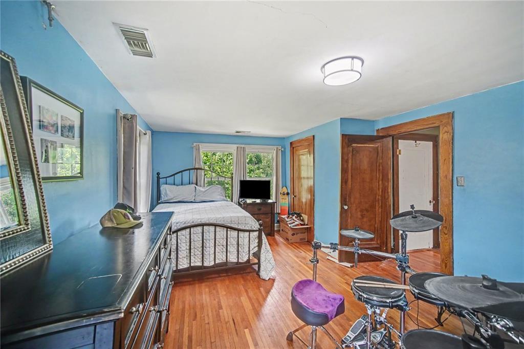 508 Broad Street Property Photo 20