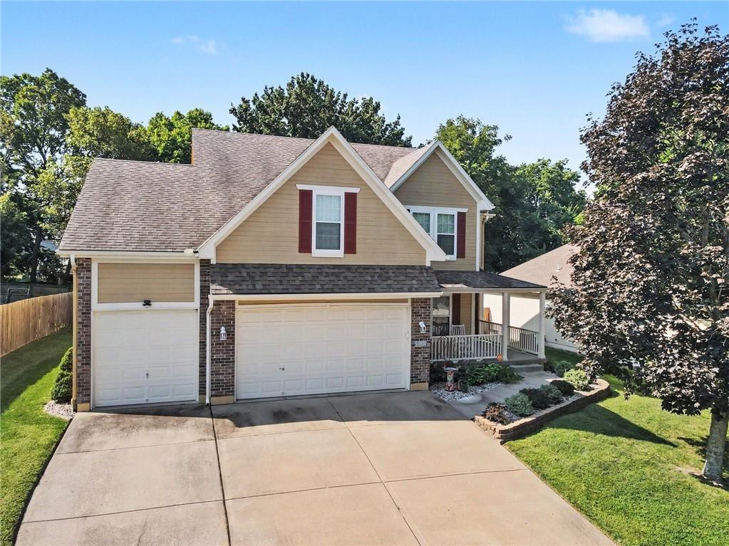 508 Ne Hans Drive Property Photo 2
