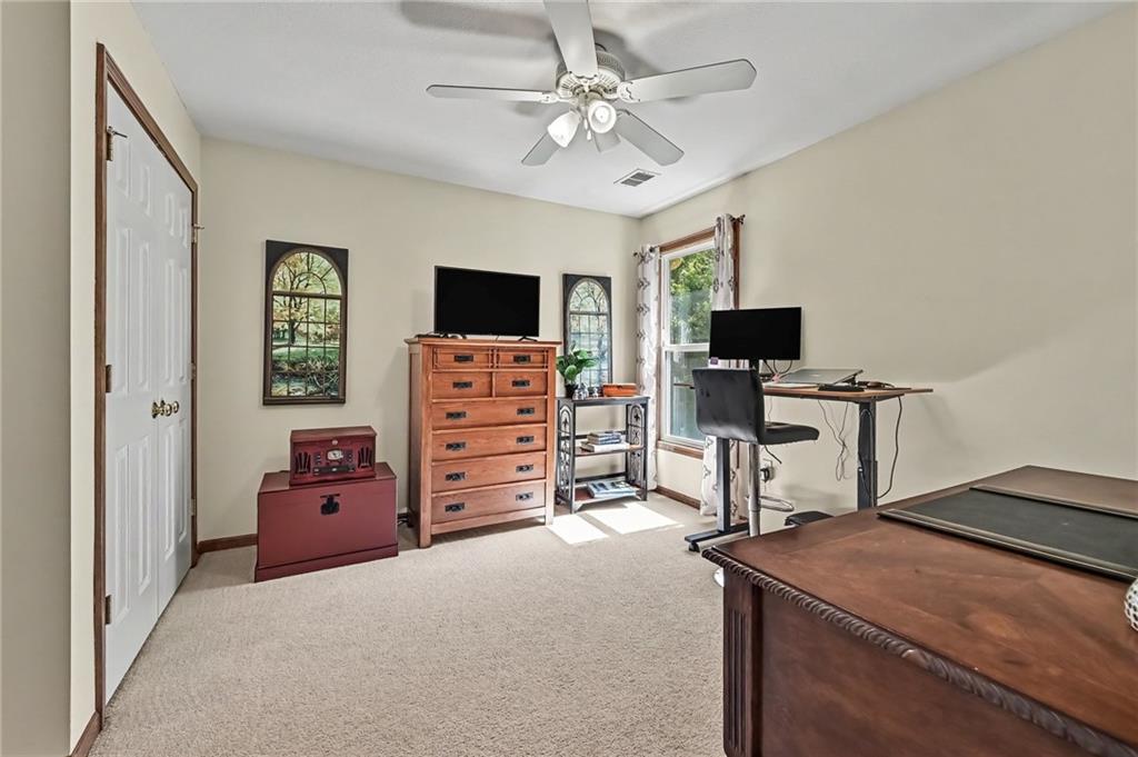 508 Ne Hans Drive Property Photo 22